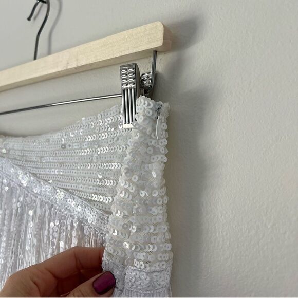 Superdown White Fringe Mini Skirt - Picture 9 of 12